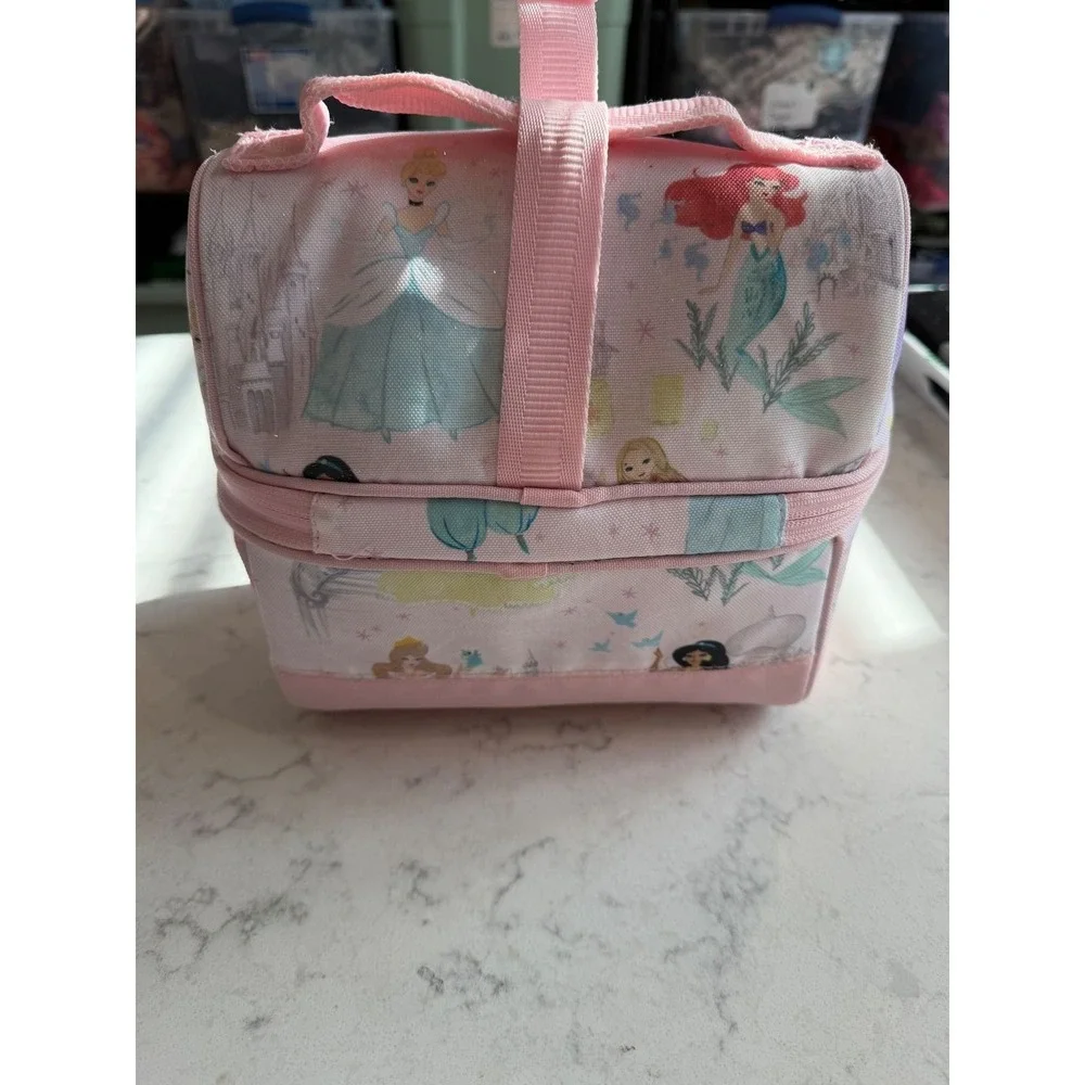39. Pottery Barn Kids Disney Princess castle Mackenzie Pink Lunch Box Bag